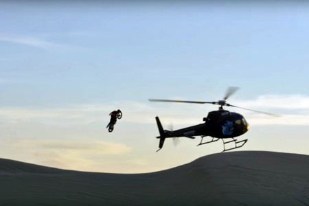 Así de exageradamente celebra Monster el año nuevo: The Doonies 2