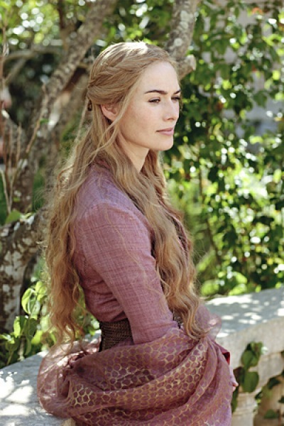 Lena Headey se nos divorcia, pero no de Robert Baratheon