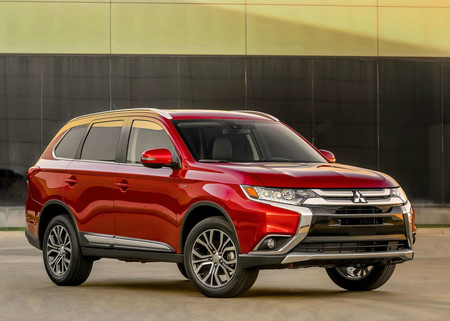 El nuevo Mitsubishi Outlander llegará en 2021 y se espera que comparta plataforma con el Nissan X-Trail