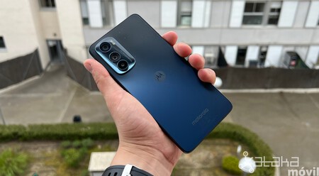 Motorola Edge 30, análisis: un gama media con peso pluma y poco que envidiar a la gama 'Pro'