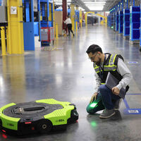 Amazon ha calculado cuánto cuesta prescindir de 600.000 empleados: 30 centavos por artículo vendido y muchos robots