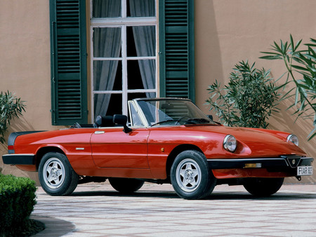 Alfa Spider 1983 89