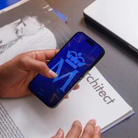 Renovar el certificado digital, demanda de empleo y otros documentos es mucho más fácil y cómodo desde el móvil: así puedes hacerlo