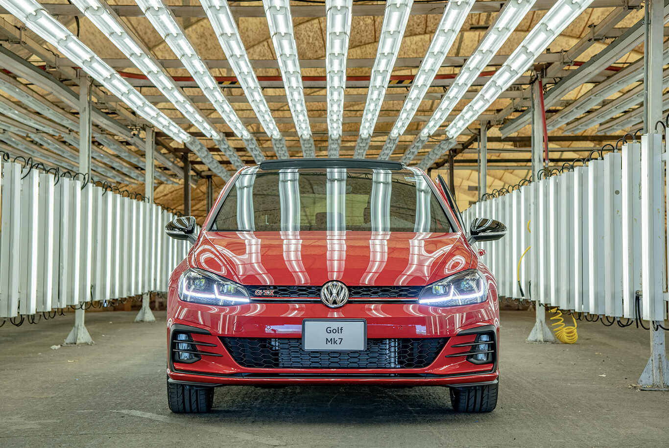 El Volkswagen Golf termina su producción en México, sin cerrar la puerta a una octava generación importada