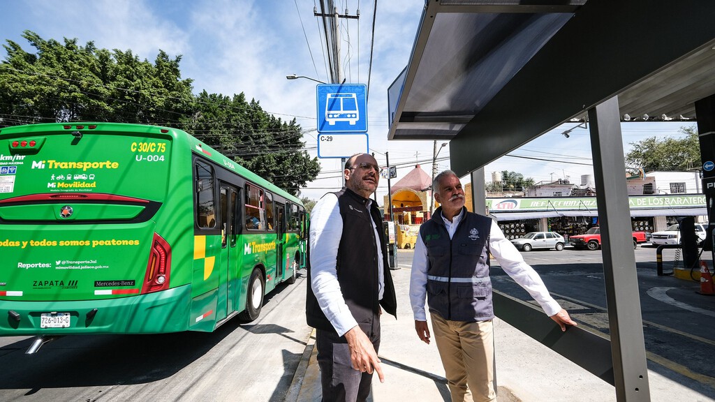Saber exactamente cuándo llega tu camión podría ser realidad en Jalisco: quieren llevar el transporte a Google Maps y Waze