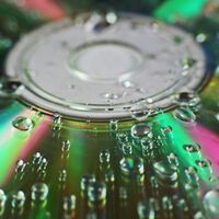 Cómo limpiar tus discos de videojuegos para que PS5, Xbox Series X/S y PC puedan seguir leyéndolos