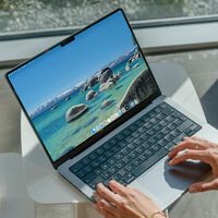 Apple te regala 15 viajes aéreos por el mundo con macOS Tahoe. El problema es que quiero dejar de trabajar solo para verlos
