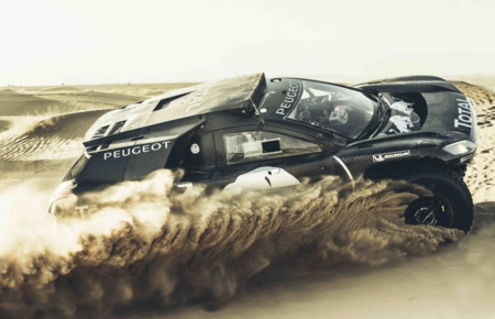 La evolución sufrida por el Peugeot 2008 DKR, en vídeo