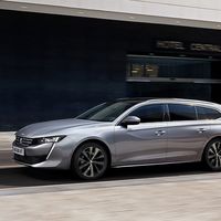 El Peugeot 508 SW llega a París como edición especial First Edition, y viene hasta arriba de equipamiento