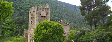 Parece Escocia, pero está a 50 km de Valencia: el impresionante paraje con ruinas de un monasterio del siglo XIV