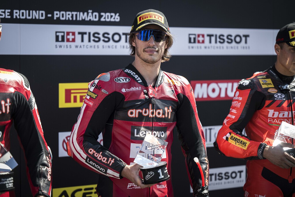 Giro de 180 grados en el futuro de Nicolò Bulega. Podría cambiar Ducati por Aprilia con tal de correr en MotoGP