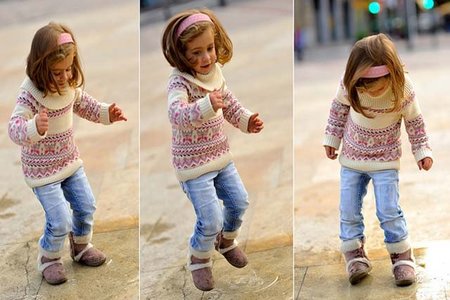 La foto de tu bebé: Paule disfruta con los charcos