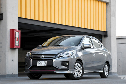 Mitsubishi Mirage G4, a prueba: un "caballo de batalla" que gusta por espacio y eficiencia