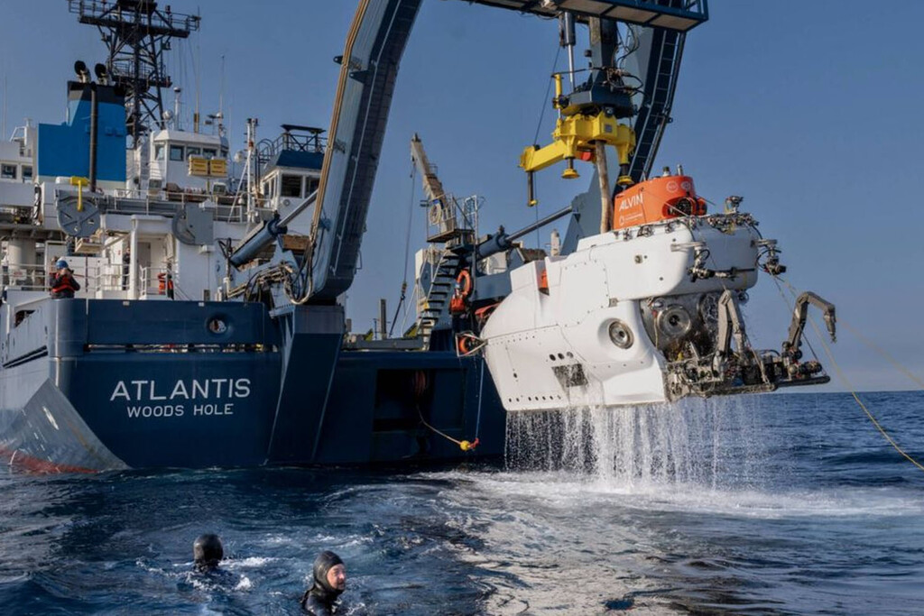 Canadá envió un submarino a 400 metros frente a Groenlandia. Ha encontrado el naufragio del legendario barco de Shackleton