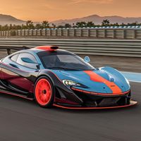 McLaren P1 GTR-18: tributo sublime al McLaren F1 GTR Longtail que ganó las 24 Horas de Le Mans con más de 1.000 CV y colores Gulf