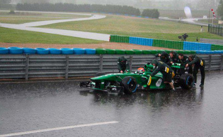 Heikki Kovalainen probó ayer nuevas piezas del Caterham CT03 en Magny Cours