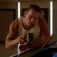 El remake del clásico de casi 40 años de Arnold Schwarzenegger ya tiene fecha de estreno. La nueva versión de The Running Man está protagonizada por Glen Powell