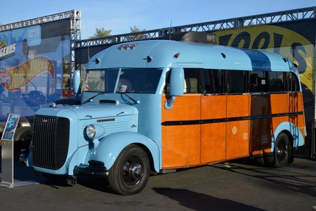 SEMA Show 2018 bus escolar
