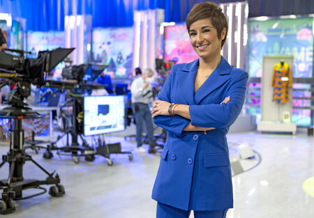 Su fichaje por 'Sálvame' la lleva a lo más alto: el importante premio con el que Adela González ha sido galardonada
