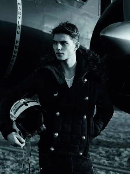 Balmain nos trae aires militares para el Otoño-Invierno 2012/2013