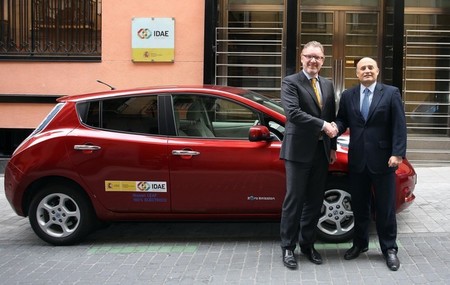Nissan LEAF IDAE