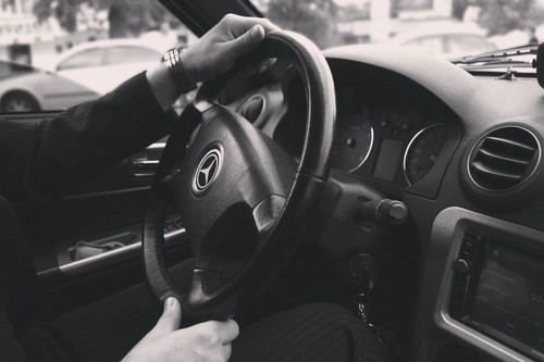 Tuve un accidente con el coche y me entró miedo a conducir. Esta es mi experiencia