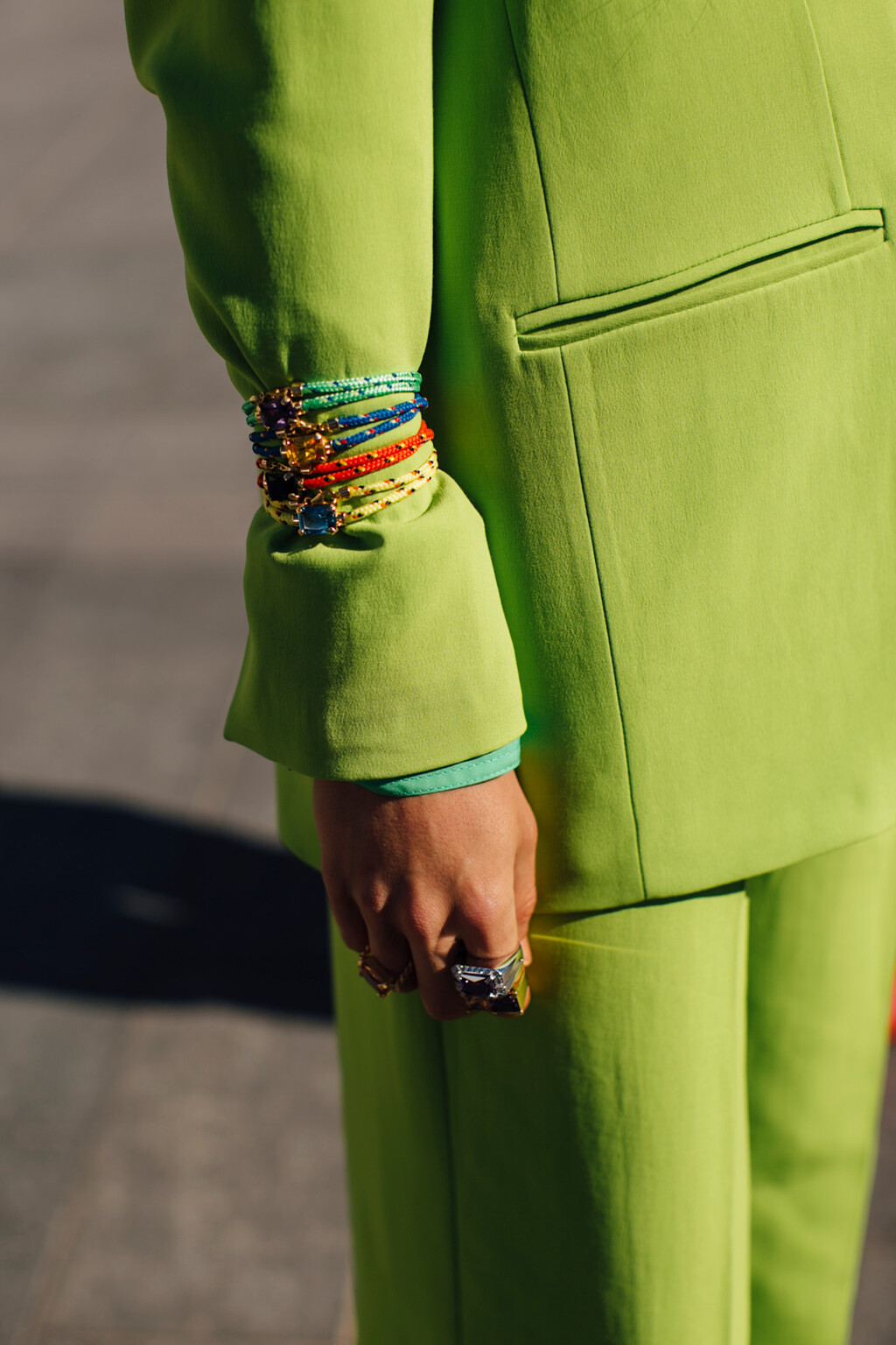 Tous se desmarca de las joyas clásicas con una pulsera de plata a todo color que arrasará en primavera-verano