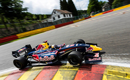 Carlos Sainz Jr, en otra galaxia en Spa-Francorchamps