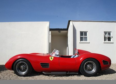 spada-codatronca-monza-ferrari250testarrosa1957.jpg