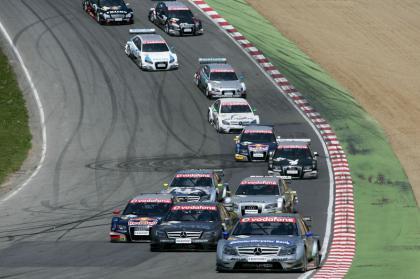 Schneider por fin logra vencer con el C-Class