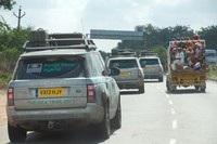 Los Range Rover híbridos completan la ruta de la seda