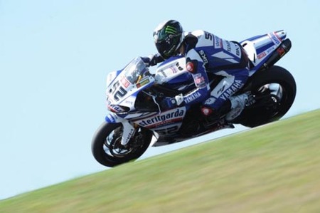 James Toseland en acción