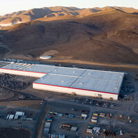 Tesla vende tanto que va a montar la fábrica de coches eléctricos más grande del mundo, y no, no será en Europa