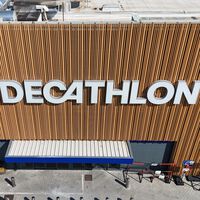 Decathlon ya tiene las botas que más vamos a usar este otoño: con estilo Chelsea y a precio rebajadísimo  