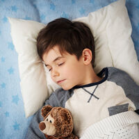 El típico hábito que no pueden evitar los niños con altas capacidades a la hora de acostarse 