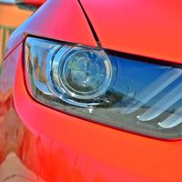 La prohibición de las bombillas halógenas no va a afectar a los faros de los coches