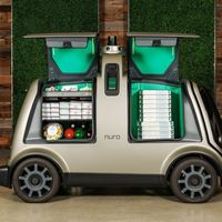 Este coche autónomo y eléctrico promete entregar pizzas en Houston a finales de año, al estilo 'Black Mirror'