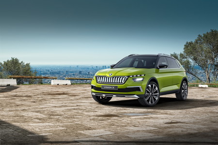 El Skoda Vision X Concept es híbrido, quema gas o gasolina y tiene la talla de un Arona