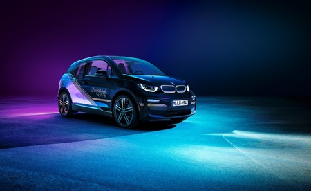 BMW i3 Urban Suite se transforma completamente en una sala de estar