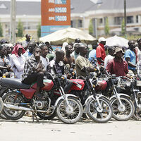 China e India ya han pegado el pelotazo de las motos en África sin que nadie se dé cuenta. La clave la tienen los repartidores, y Europa puede ser la siguiente 