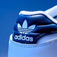 De 120 a 55 euros: JD Sports rebaja las zapatillas Adidas Originals para uso diario que no te querrás quitar en todo el año