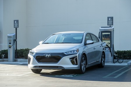 Hyundai Ioniq Electric 2
