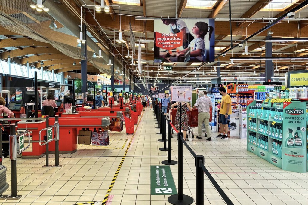 	
Antes tiraba las bolsas del Carrefour, Eroski, Mercadona y del Hipercor. Ahora me he dado cuenta que son un tesoro para la casa 