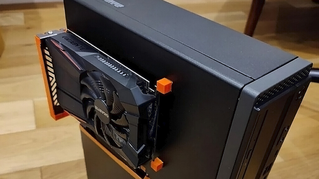 115 euros y una impresora 3D es todo lo que este usuario necesitó para darle una segunda vida a su anticuado PC de trabajo 
