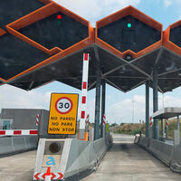 Más de 50 km de atasco tras el fin de los peajes en la AP-7: estas son las primeras medidas planteadas para solucionarlo