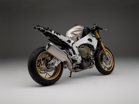 79217 17ym Cbr1000rr Fireblade Sp 03