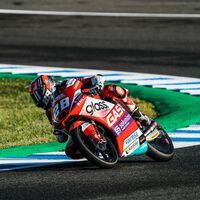 Cara y cruz para Aspas Team en Jerez: Izan Guevara lidera en Moto3 pero Sergio García se ha caído dos veces