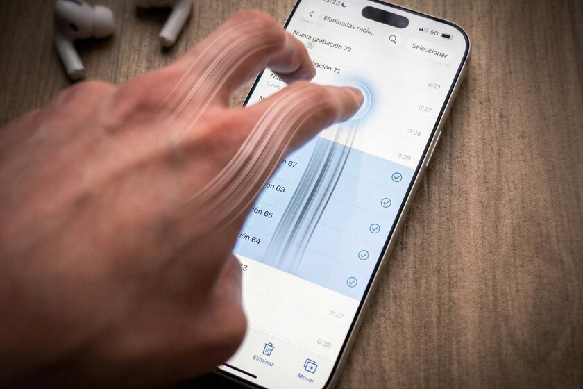 Llevaba años tocando el botón "Seleccionar" del iPhone por pura inercia. Un gesto oculto hace exactamente lo mismo en menos tiempo