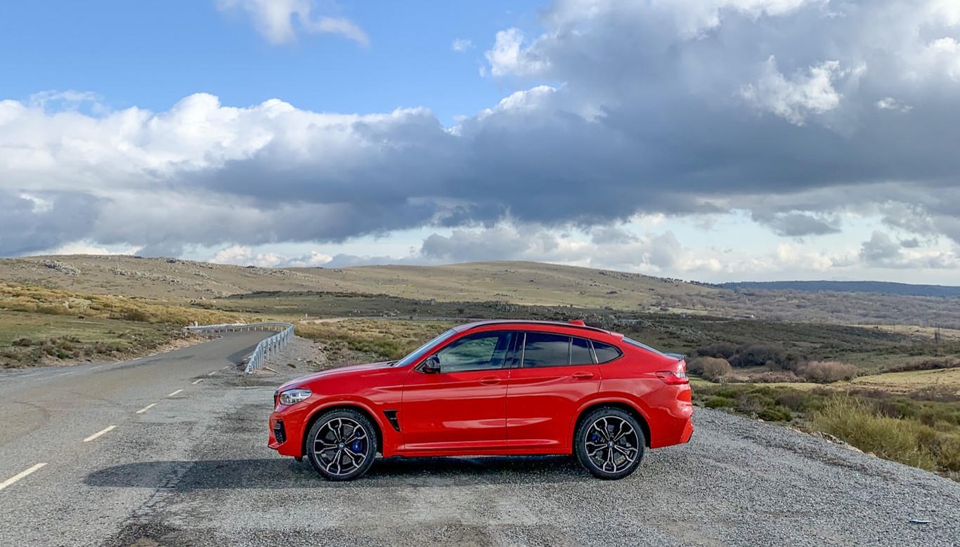 Probamos el BMW X4 M Competition, un SUV de 510 CV que parece interminable y mantiene su lado racional