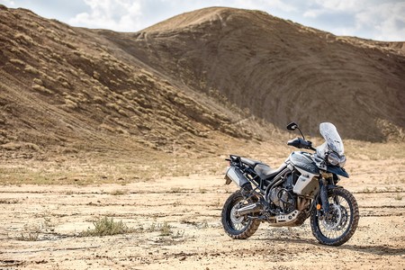 Trail 2.0 a la británica: Las Triumph Tiger 800 estrenan electrónica por dentro y se renuevan por fuera
